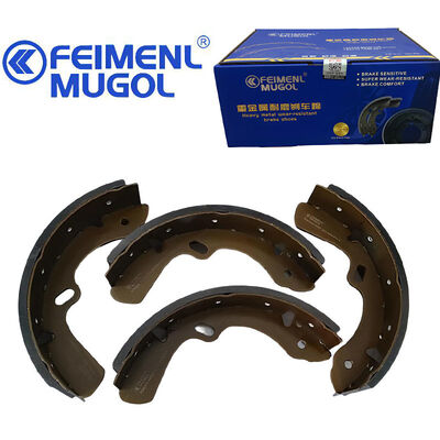 Хорошая цена Профессиональная тормозная обувь K0402M для легких грузовиков JMC Kairui, обеспечивающая плавный, стабильный и эффективный тормоз. онлайн